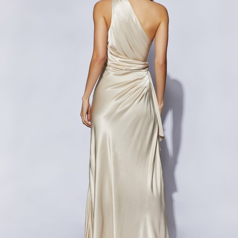 Meshki Cream Satin One-Shoulder Dress